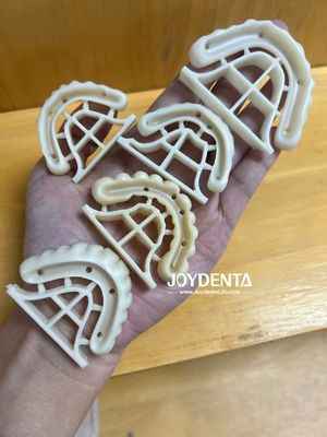 สภาพธรรมชาติ ครอบคลุมครอบคลุม Zirconia สะพาน Inlays และ Onlays ความแข็งแรง flexural สูง
