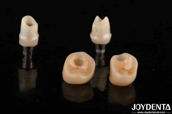สีเงิน Abutments Zirconia ฟันสําหรับการปลูก อัตราต่อรองกว้าง